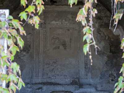 ...che conteneva un dipinto o un affresco. Dell�Addolorata rimane solo questo, mentre giorno dopo giorno la sua storia e il suo ricordo svaniscono nel nulla
